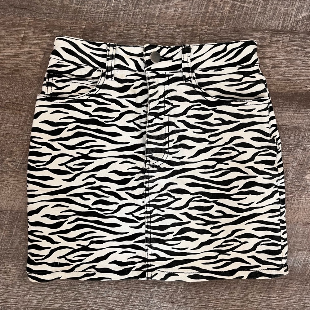 Superdown | Zebra Print Skirt | Small - image 1